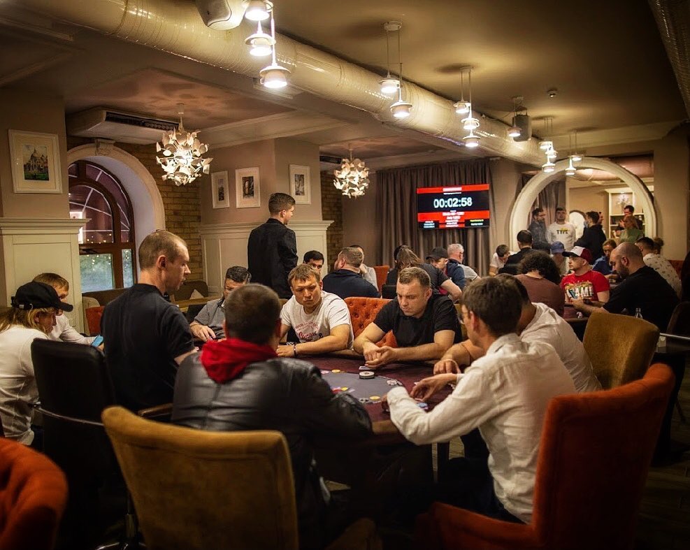 Монако покер клуб полные столы